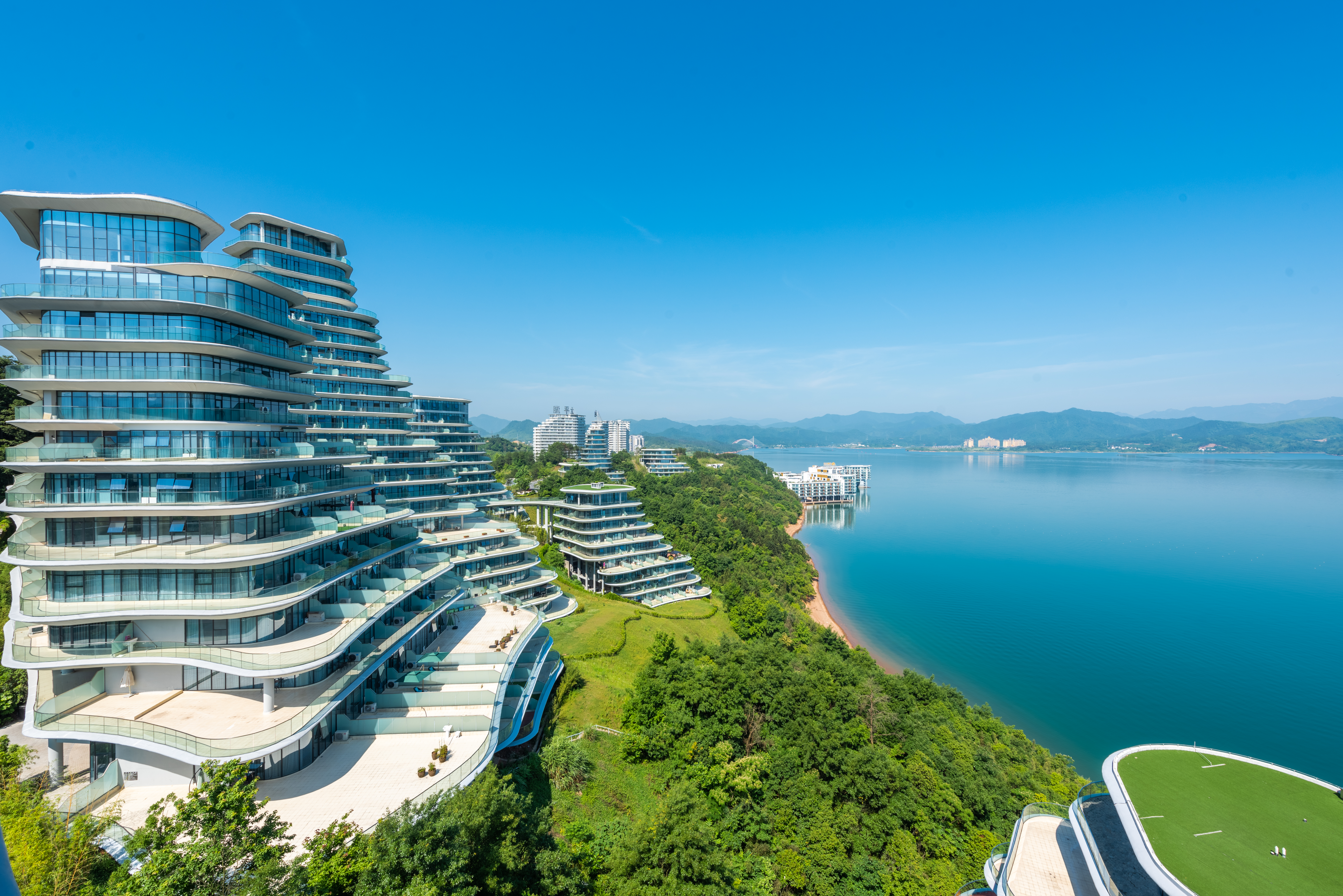 黄山途家斯维登酒店(绿地太平湖)