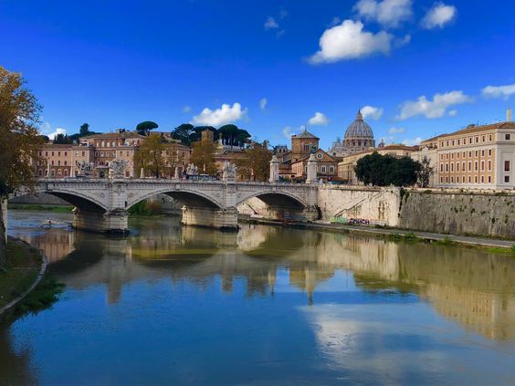 台伯河 (tiber river),又称特韦雷河,是仅次于波河和阿迪杰河的意大利