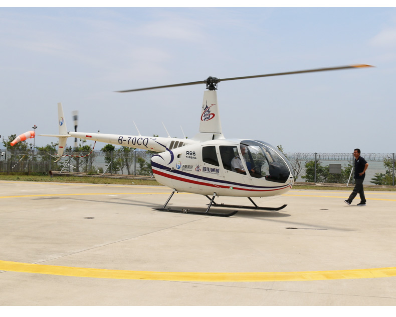 厦门旅游厦门直升机观光体验五缘湾曾厝垵鼓浪屿空中游览