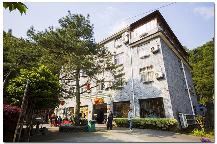 回归自然的精神家园——安吉乾龙山庄