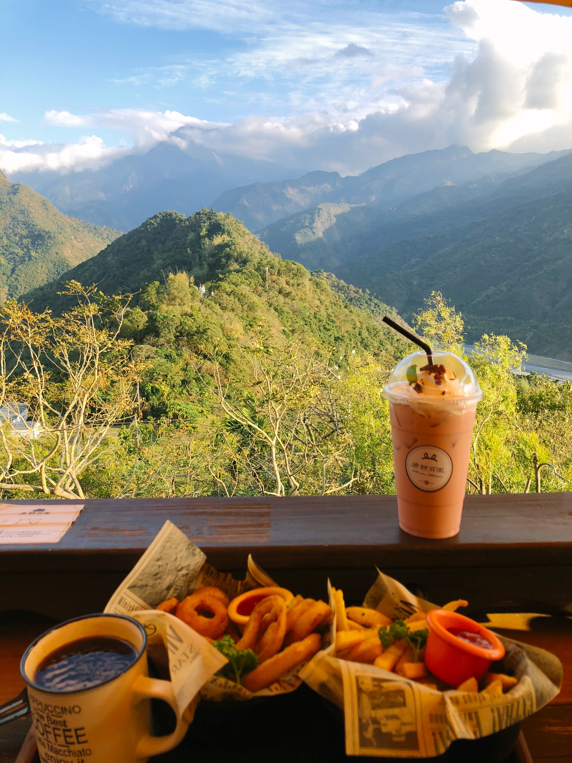 台湾美食-清靜莊園/屏東景觀餐廳/屏東景點/三地門美食/三地門下午茶/三地門火鍋/三地門景點/三地門咖啡廳