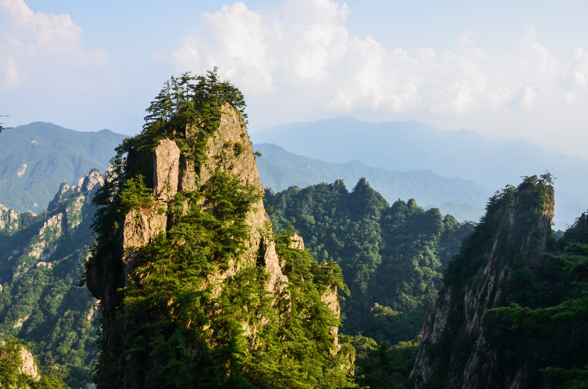 大懂老君山:遙望天上宮闕,俯瞰全景欒川,欒川旅遊攻略 - 馬蜂窩