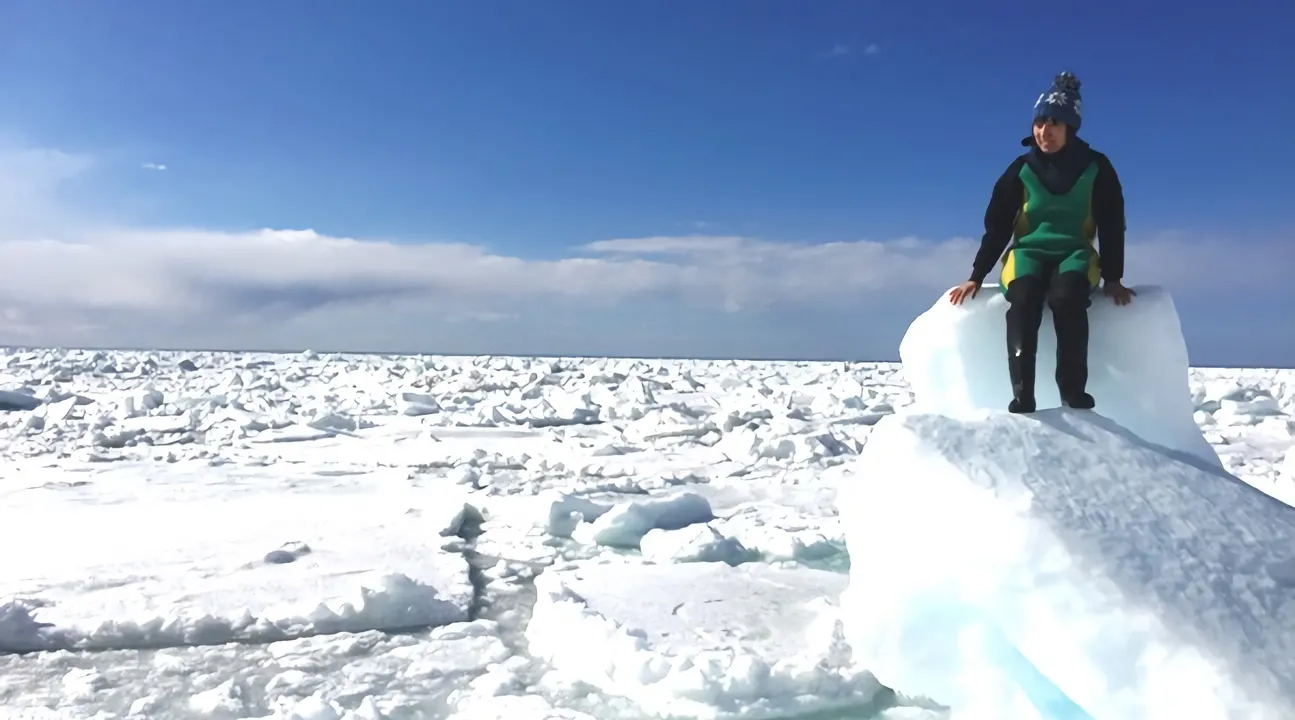 北海道 知床之旅 宇登吕流冰漫步 探索冰封的鄂霍次克海 时间灵活可选 7岁以上儿童参加 冬季冒险 马蜂窝自由行 马蜂窝自由行