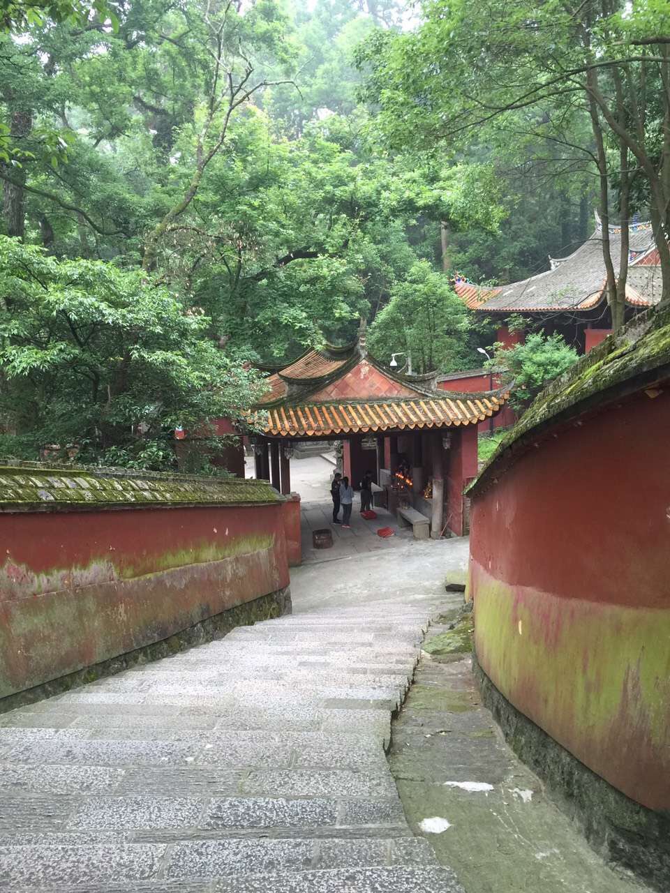 暢遊福州湧泉寺