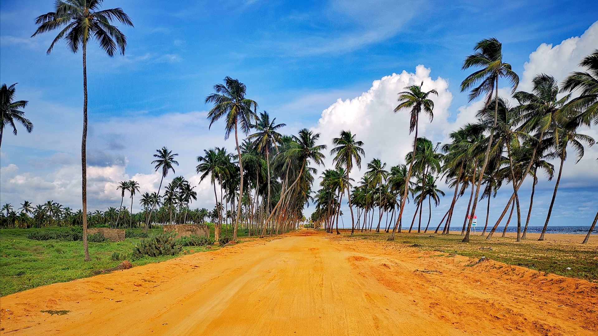 尼比的2019环球摩托日记day95之完美的一天多哥洛美贝宁科托努
