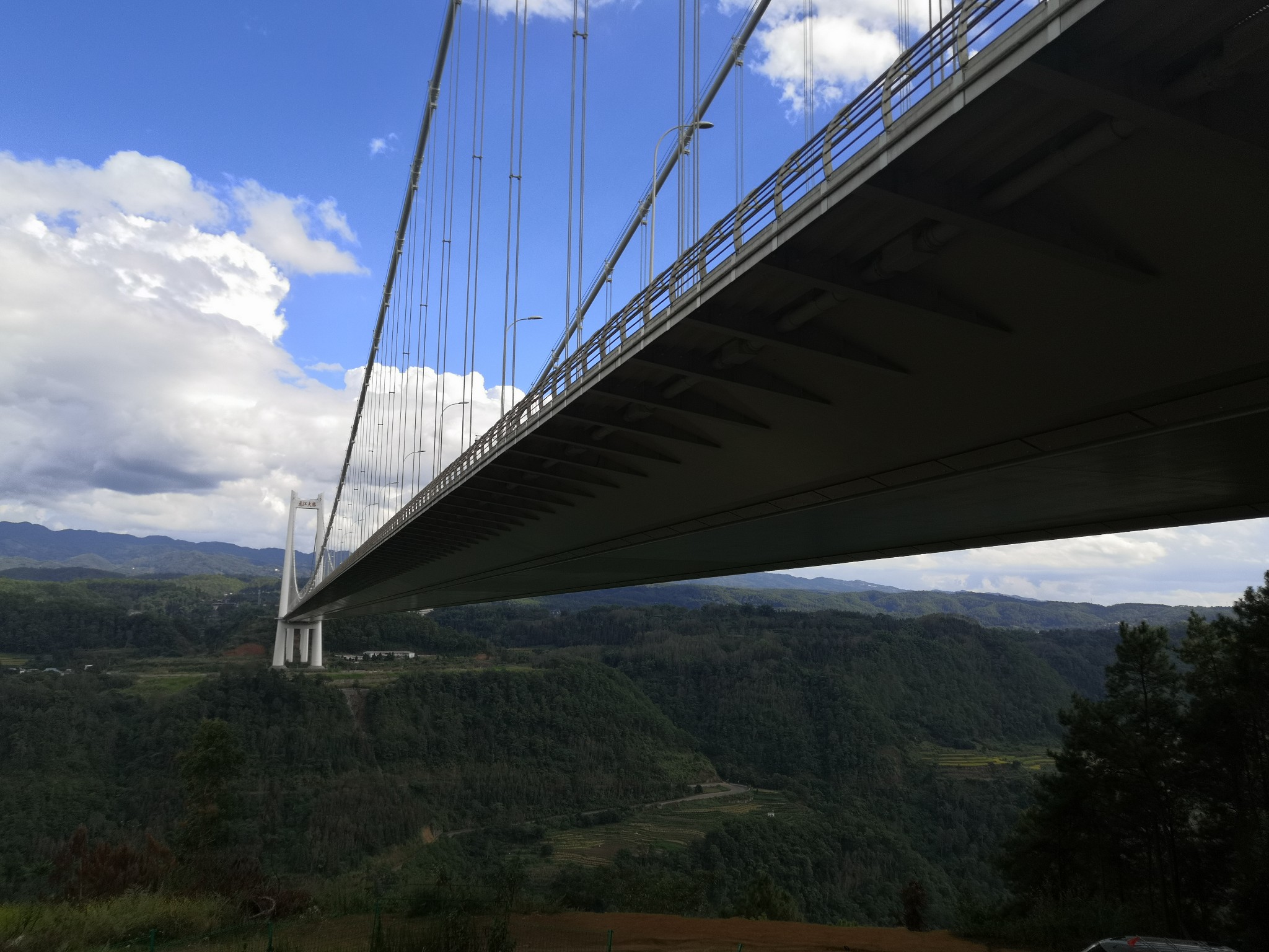 1,惠通桥与龙江大桥