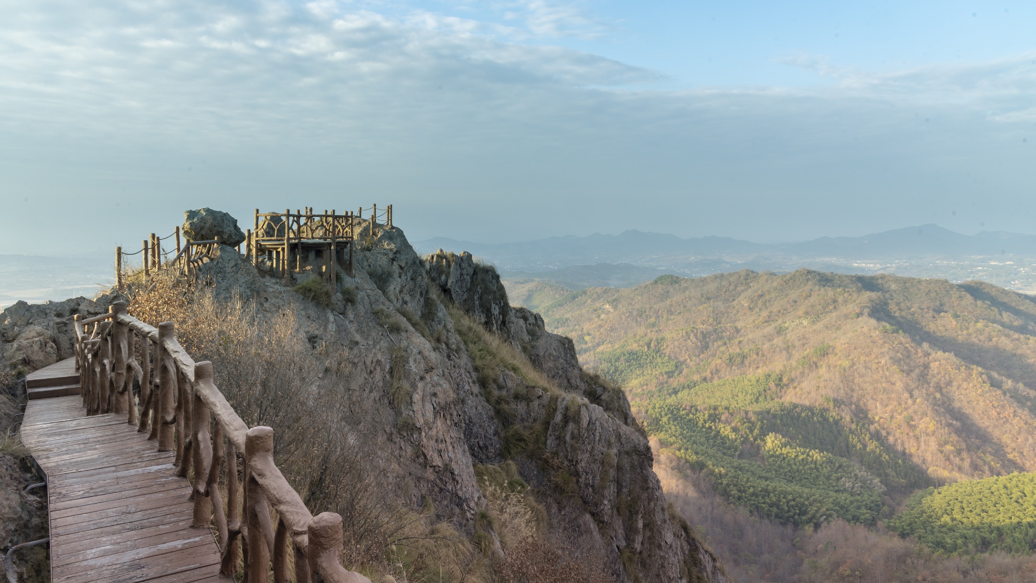 【庐江景点图片】黄山寨