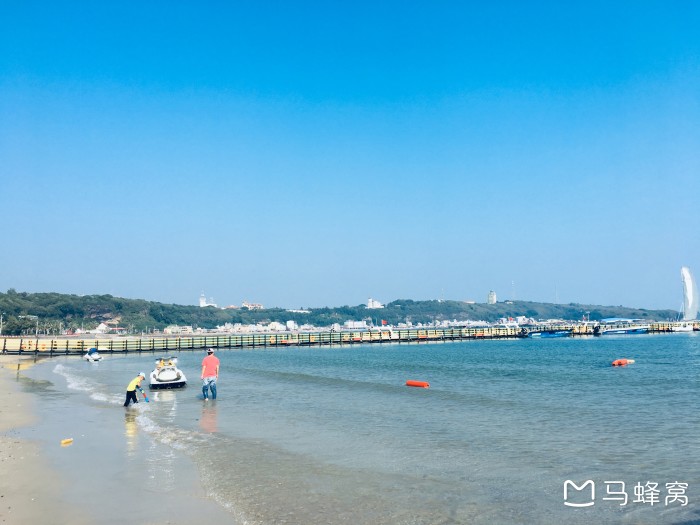 涠洲岛那个位置海水最清澈,最干净,适合潜水