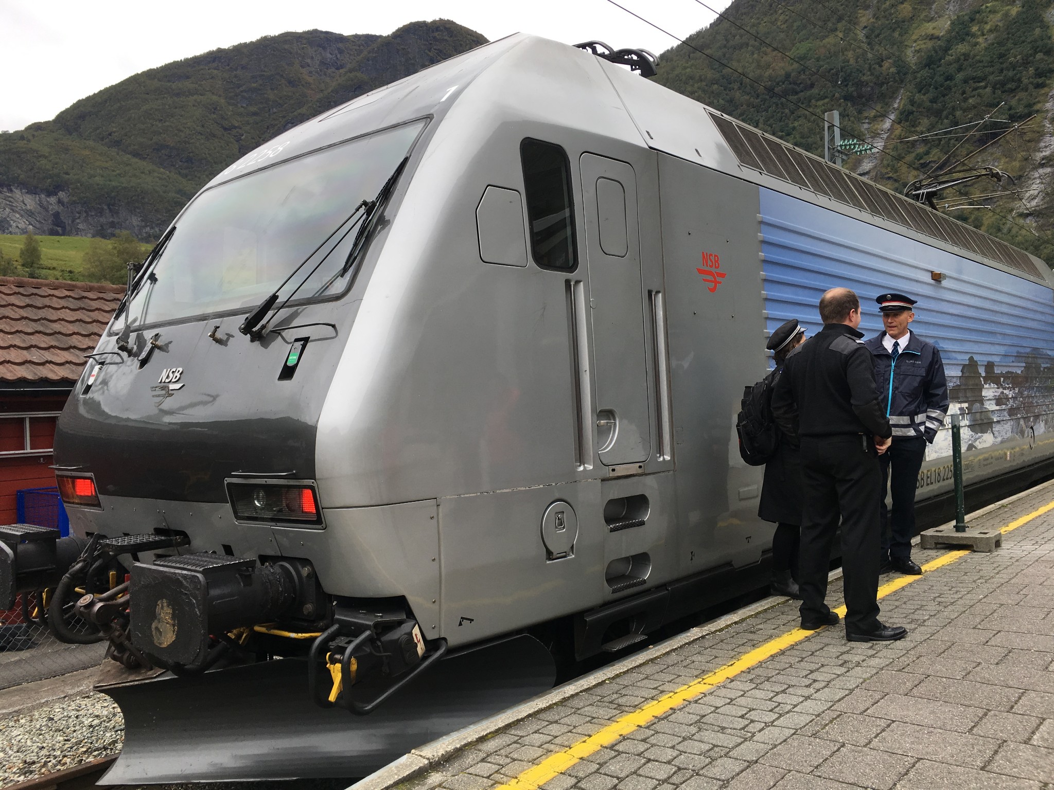 悬车之年游北欧及欧洲三国