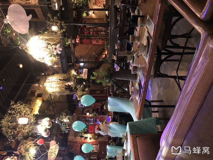 济南市胡桃里酒吧餐厅在哪饭餐好吃吗推荐吗