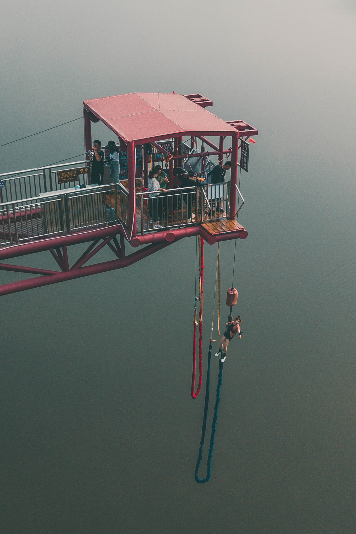 宝晶宫生态旅游度假区飞龙蹦极,让你叫破喉咙宝晶宫生态旅游度假区宝