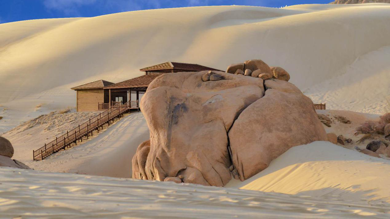 赤峰玉龙沙湖一日门票