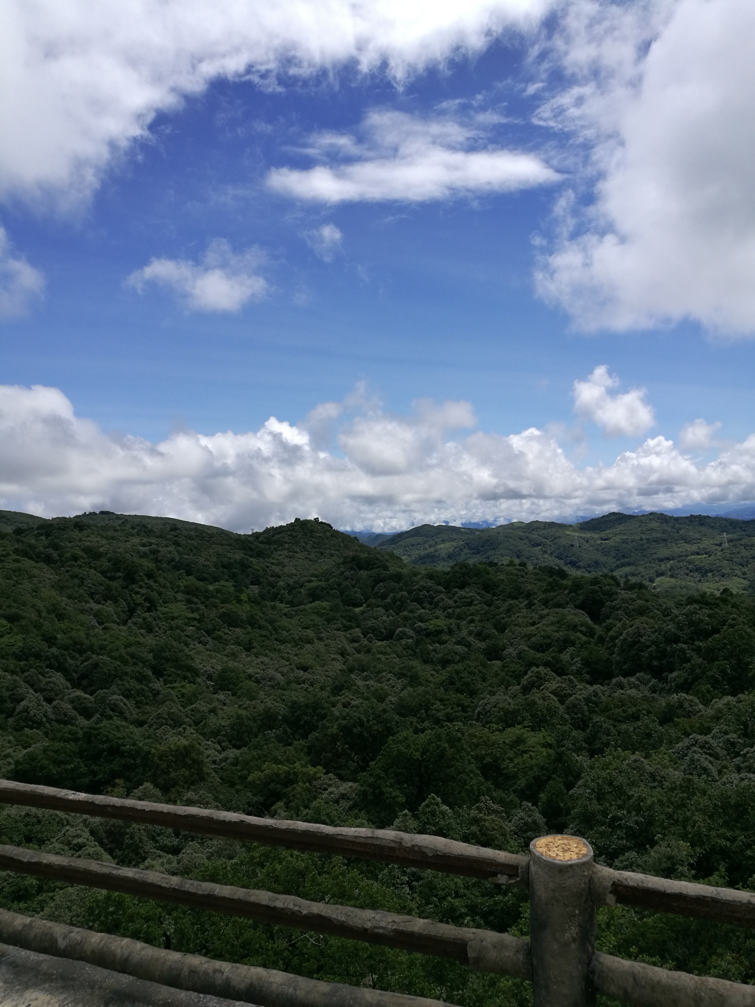 帶孩子去菌子山景區合適嗎?