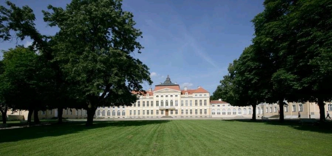 Rogalin Palace