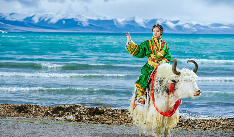 西藏羊卓雍措一日游360度真环湖私藏纯美羊湖湾特色朝