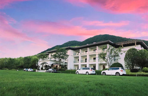 磐安亨达高二花园度假酒店1晚住宿套餐(含灵江源景区大门票4张/8张 瞰