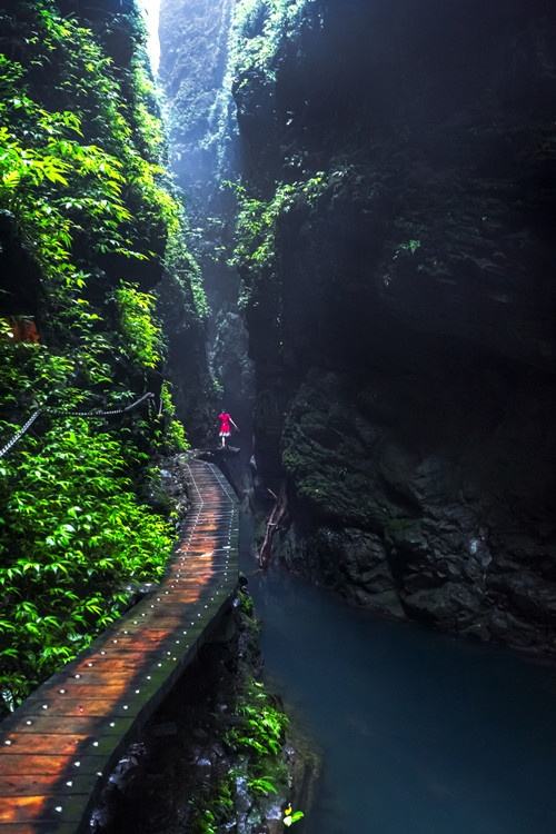 湖南湘西自治州古丈县坐龙峡景区门票