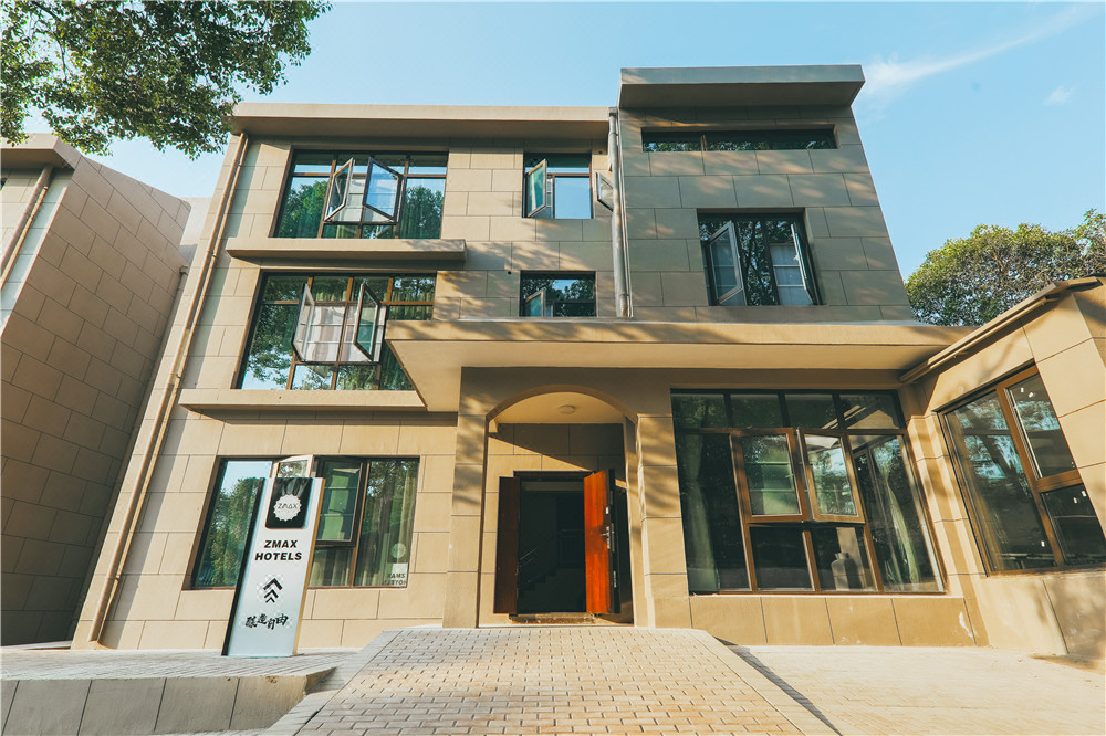 zmax hotels(武汉东湖店)