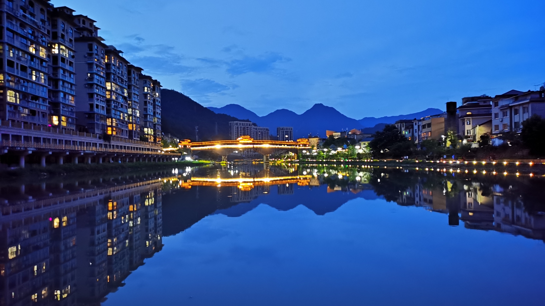 浙江麗水慶元江濱夜景