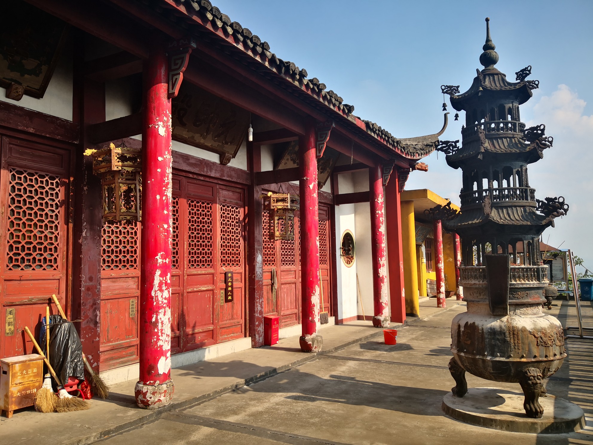 杭州萧山湘湖莲花古寺