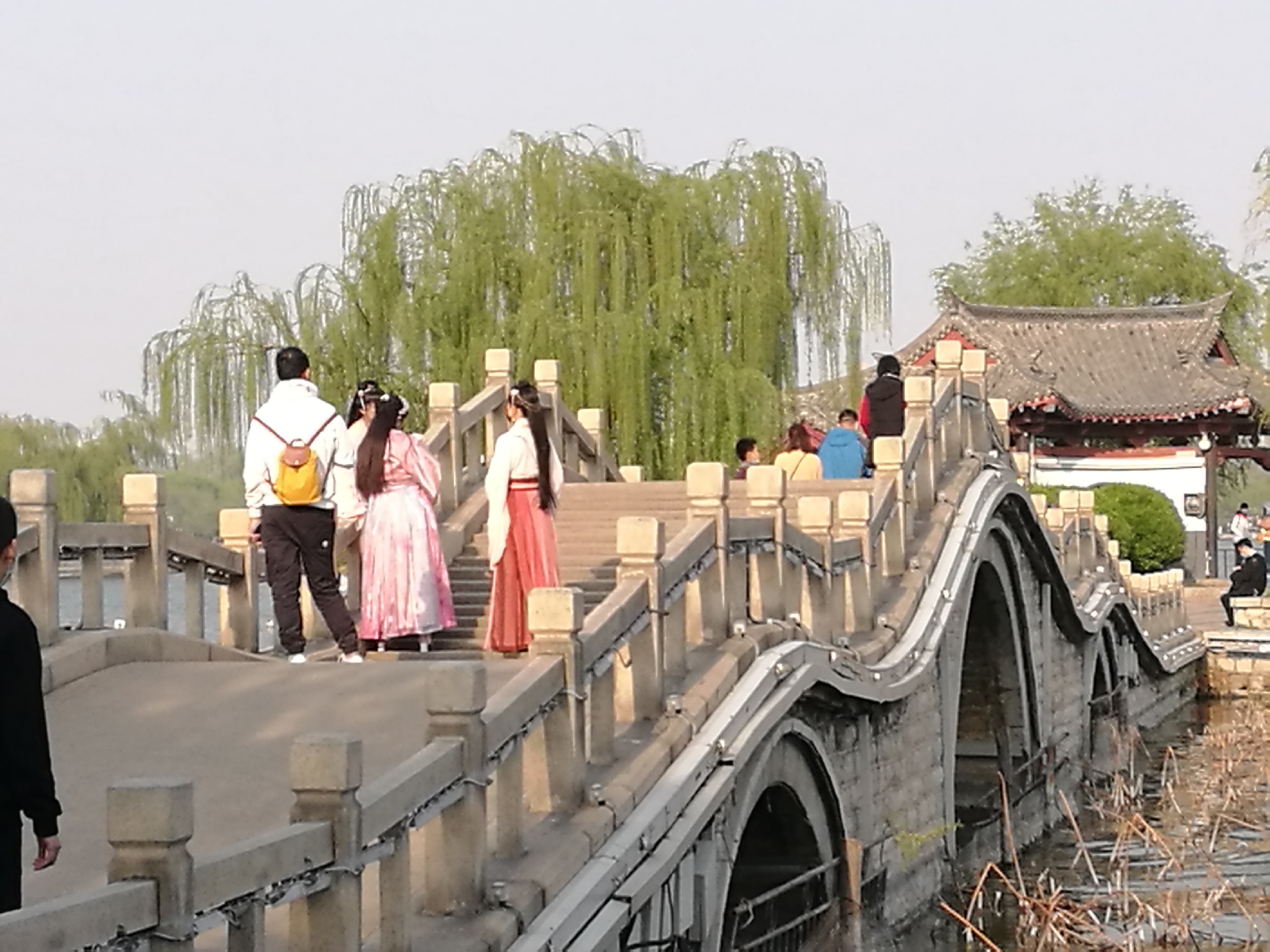 大明湖景区-玉带桥