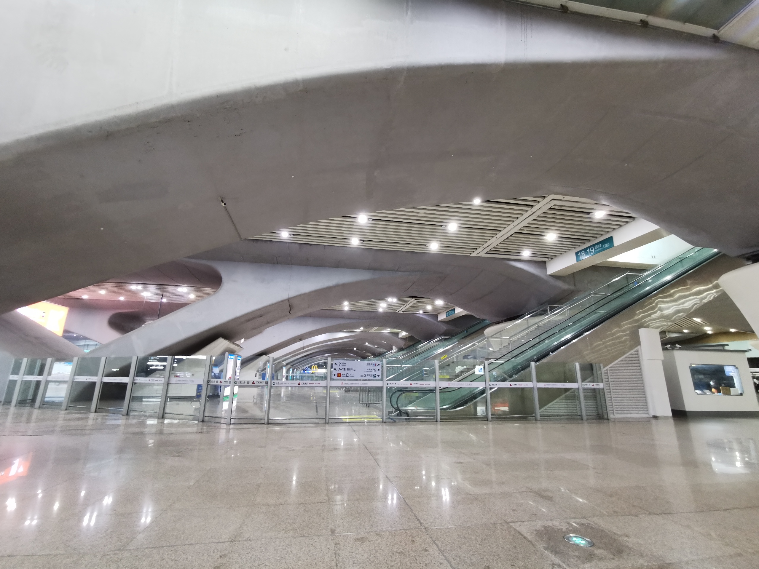 广州南站西广场