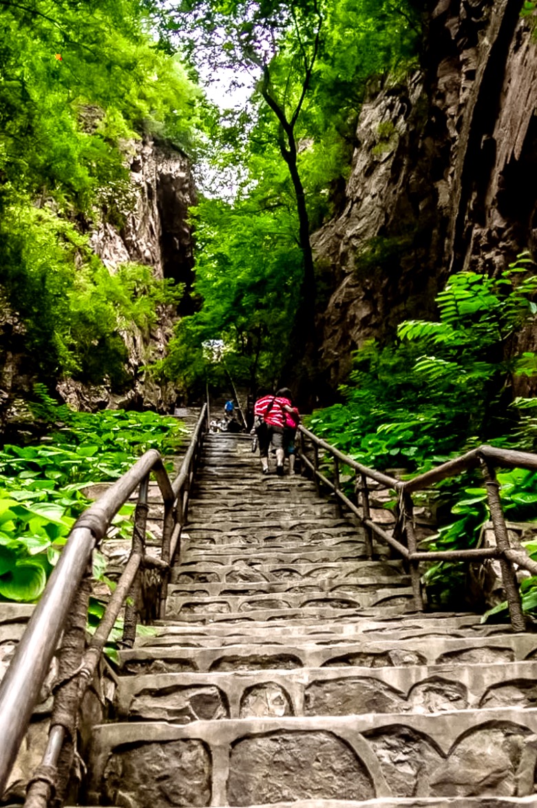 京郊平谷湖洞水一日游 幽幽绿水-遍山水帘-人少景美 享受天然氧吧祛暑