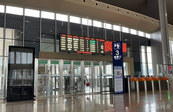 成都南站旅游图片,成都南站自助游图片,成都南站旅游景点照片 - 马