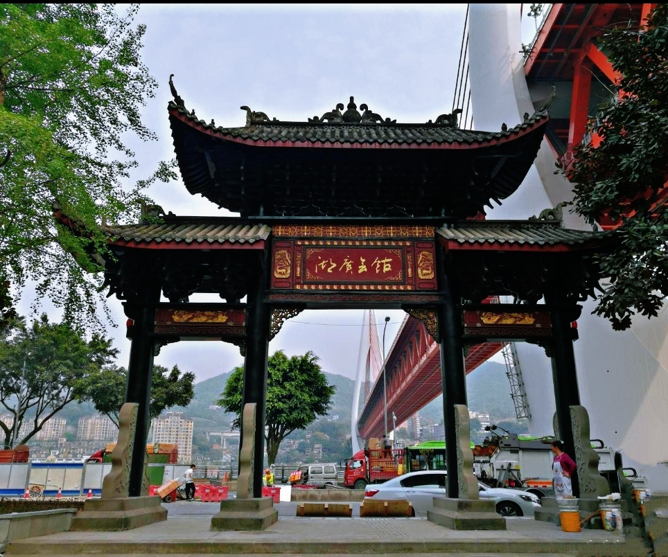 悠悠远远的东水门老街及东水门霞姐重庆东水门老街行