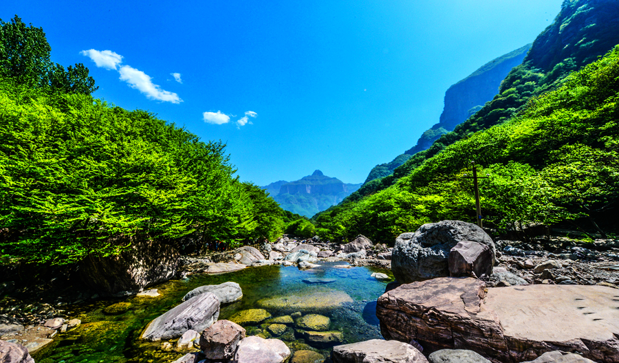 北京周边旅游 公司团建定制(怀柔百泉山 草莓采摘一日游)
