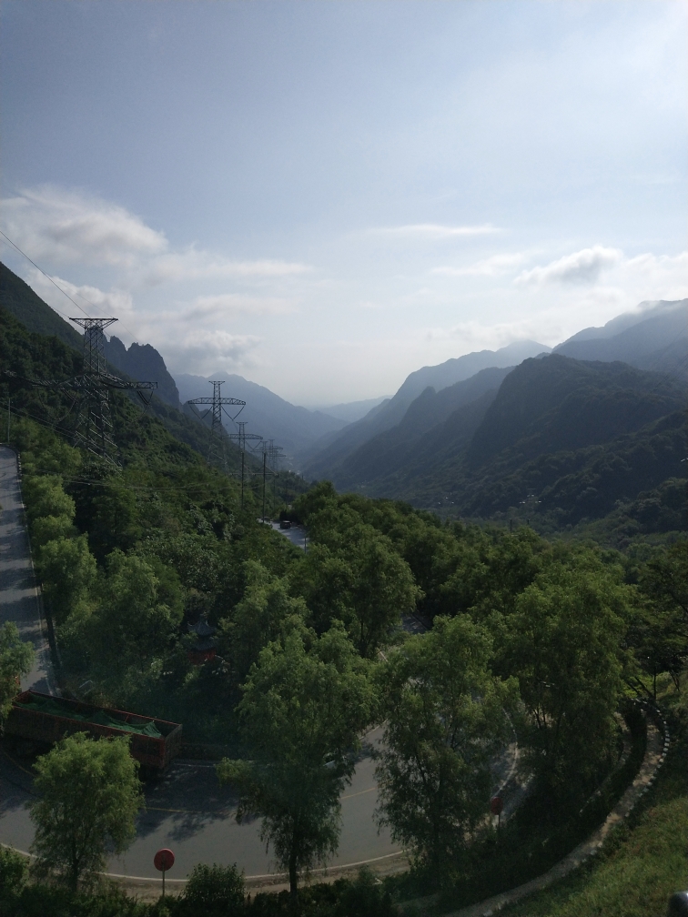 春節(jié)期間除了海南還有什么比較暖和的地方比較適合中老年人旅游度假？ 