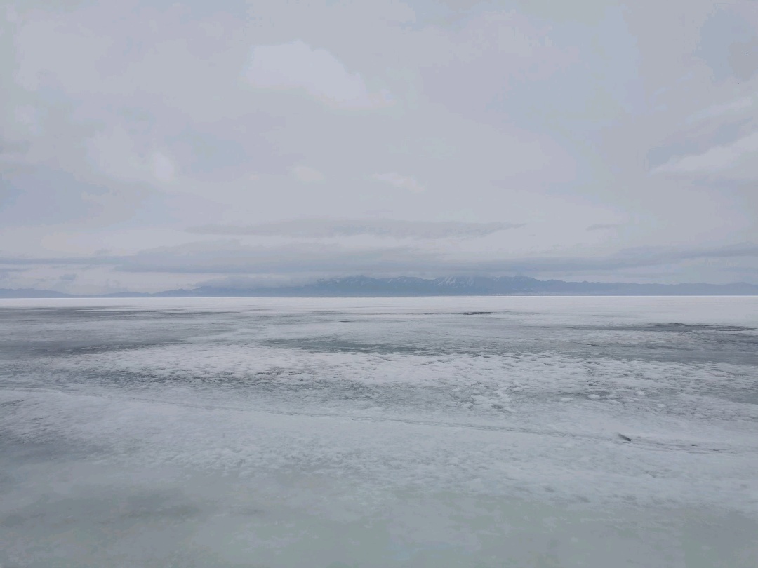 博尔塔拉美食-天山圣湖餐厅