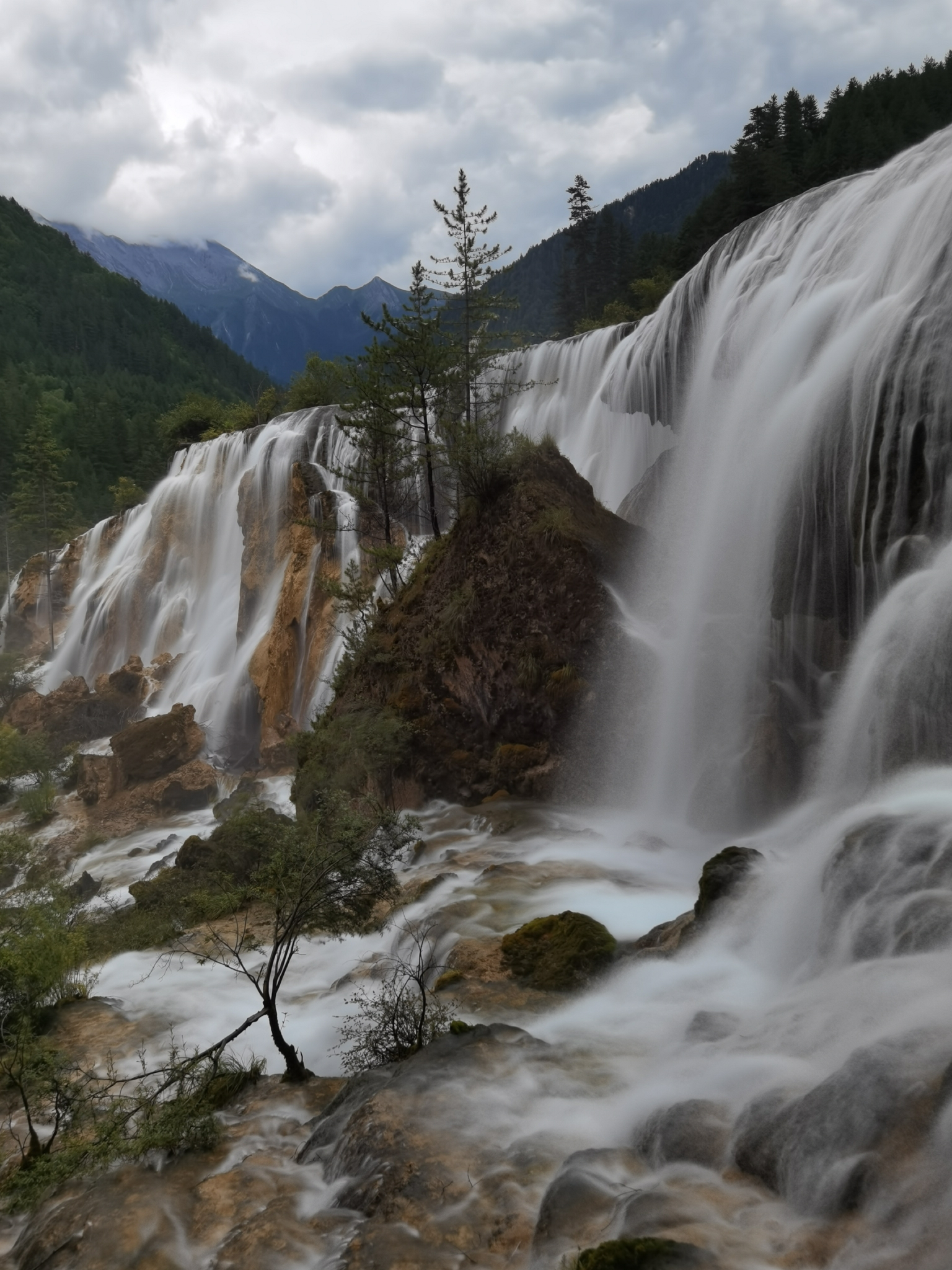 疫情后的12天完美游记武汉重庆贵州九寨沟