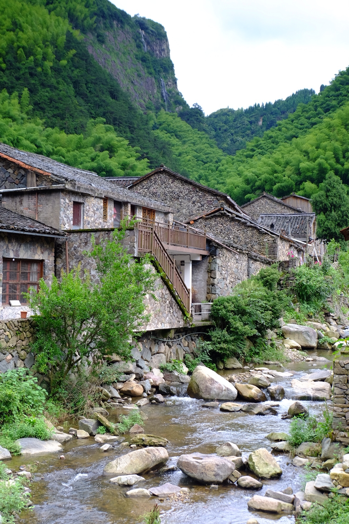 缙云的石头村岩下村