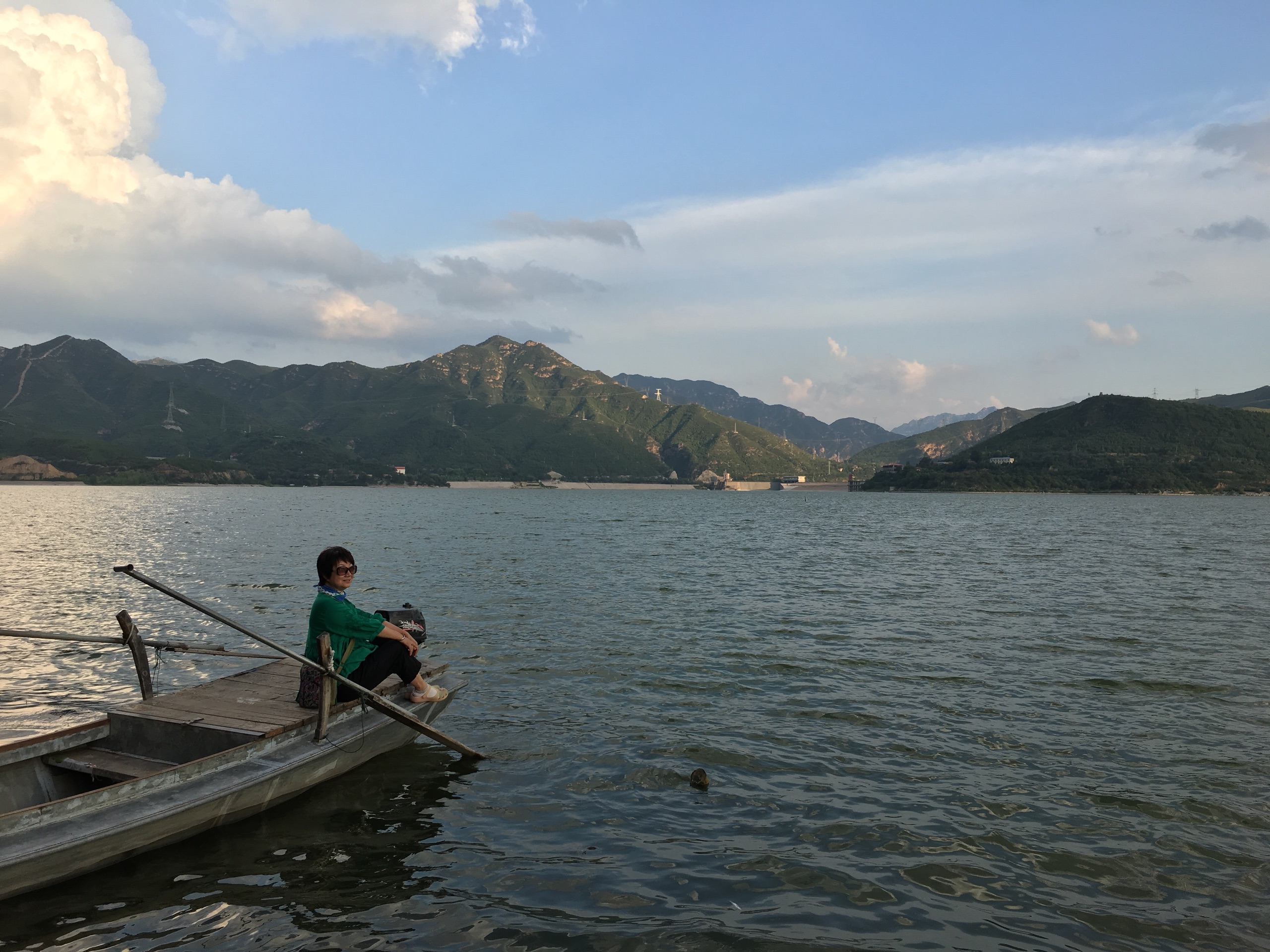 官厅月亮岛度假村电话图片