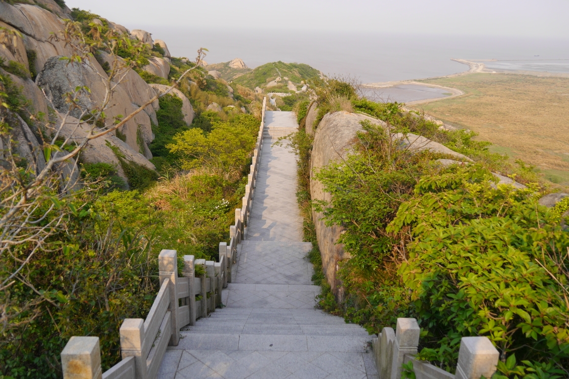 小岩礁景区图片