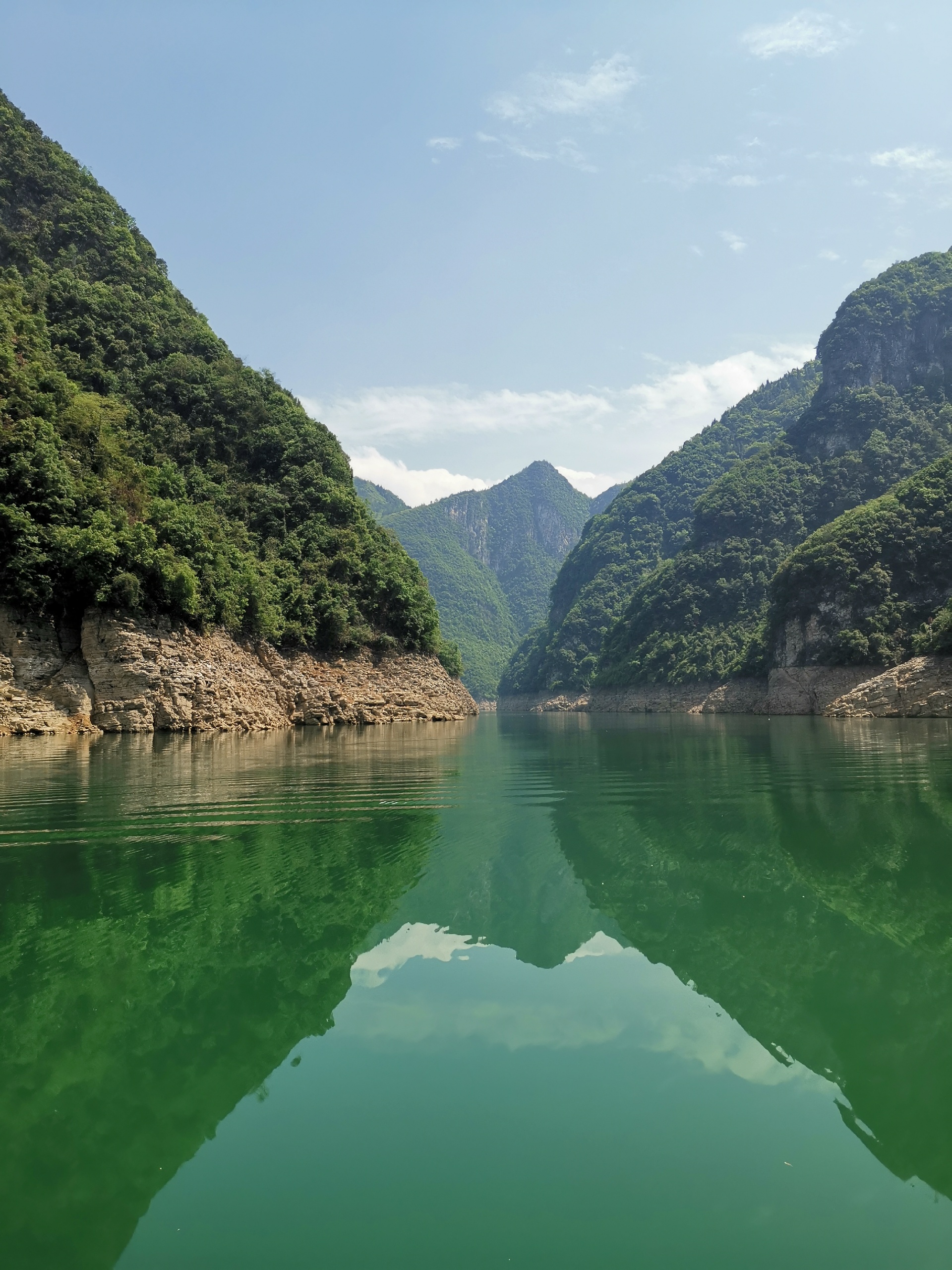 【巴东景点图片】巴东县沿渡河姐妹.