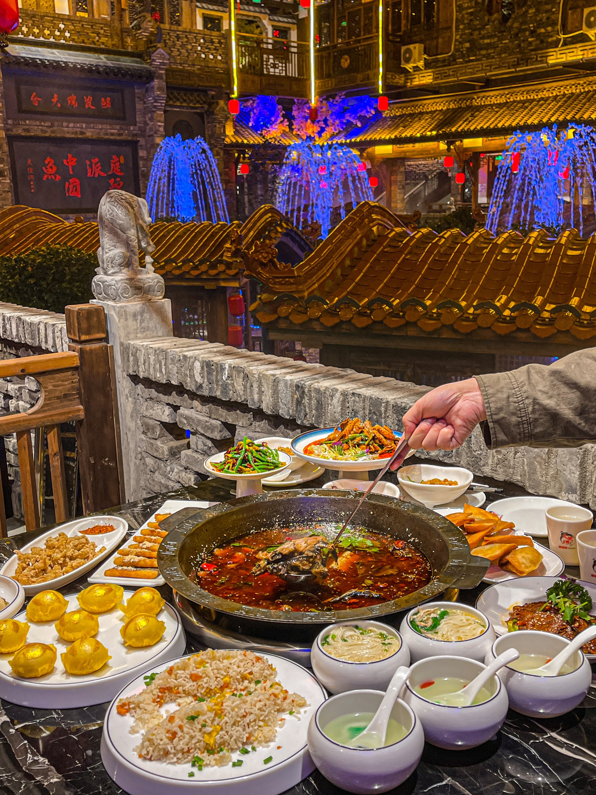 大院河仙鱼庄三圣花乡店