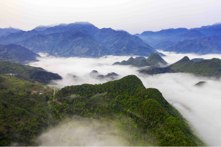 湖南寧遠九嶷山雲海宛如仙境