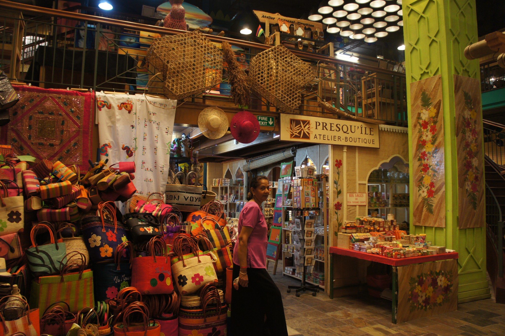 大湾d5/路易港-蓝湾 下午茶d6/毛里求斯-上海-杭州本篇游记共含4272个