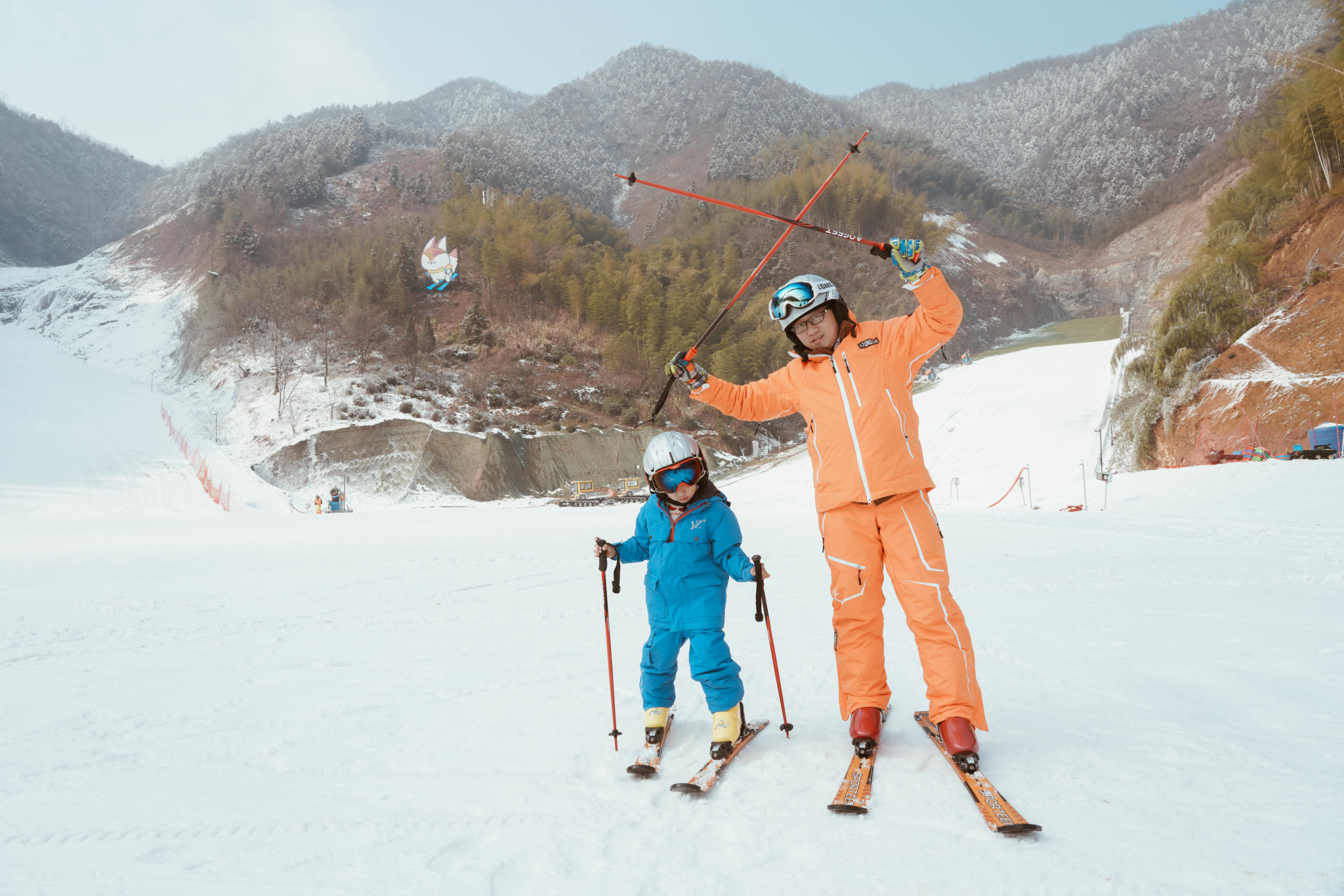 带上孩子一起嗨,这个冬天南方人也能实现滑雪自由啦!