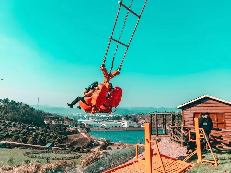 亲子关键词:萌宠乐园,新嵊两地欢乐部落位于新昌县梅渚镇,于这周六重