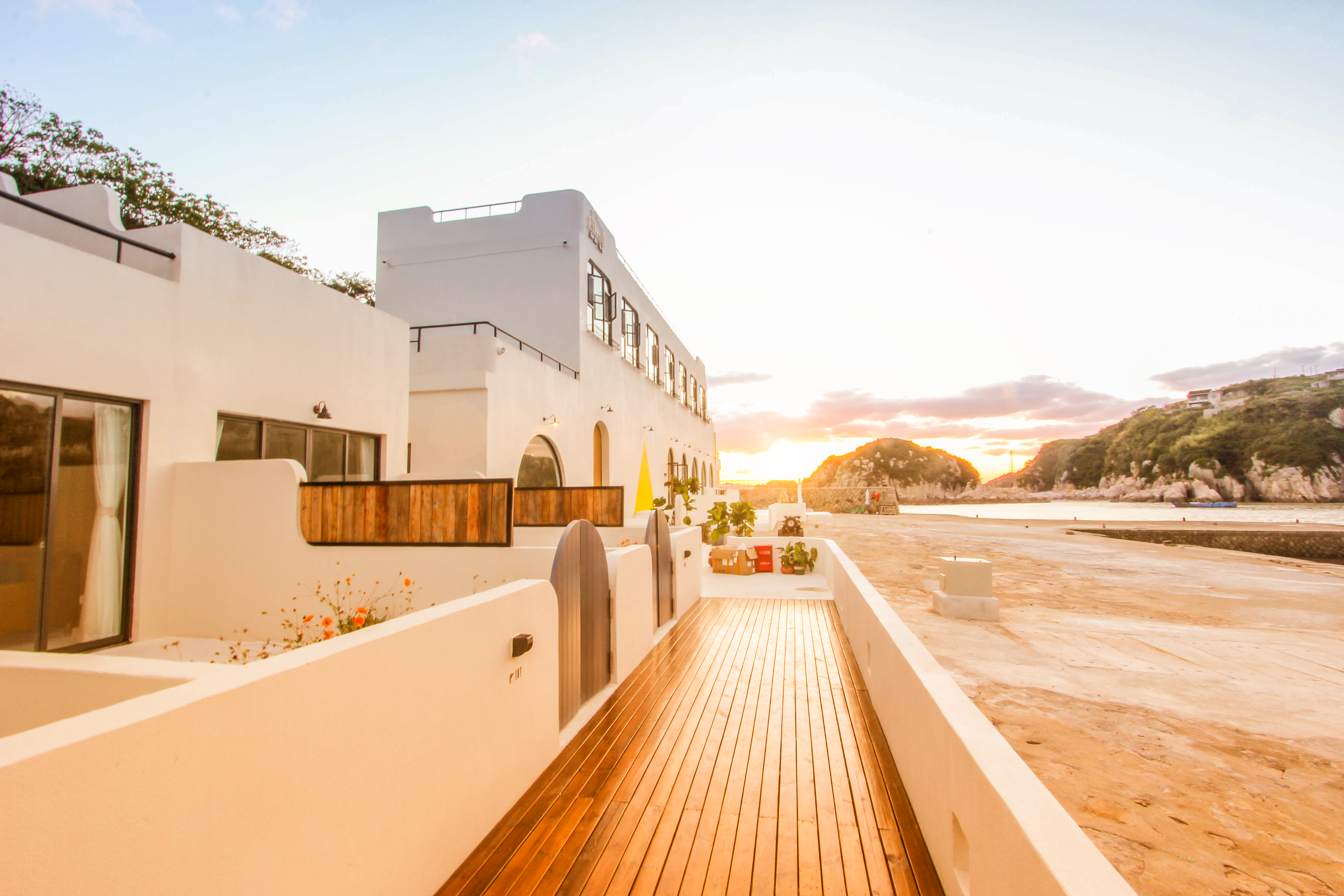 舟山虾峙岛2日游柒夕舍民宿地中海式度假民宿上岛专车接送优质月牙