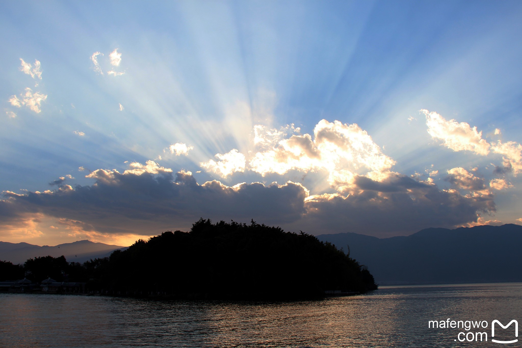 洱海月映苍山雪——云南(昆明,大理)自驾6日游_游记