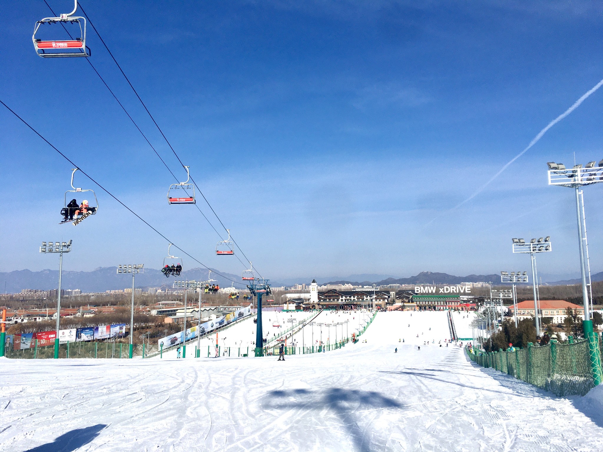 稻渔空间滑雪场图片