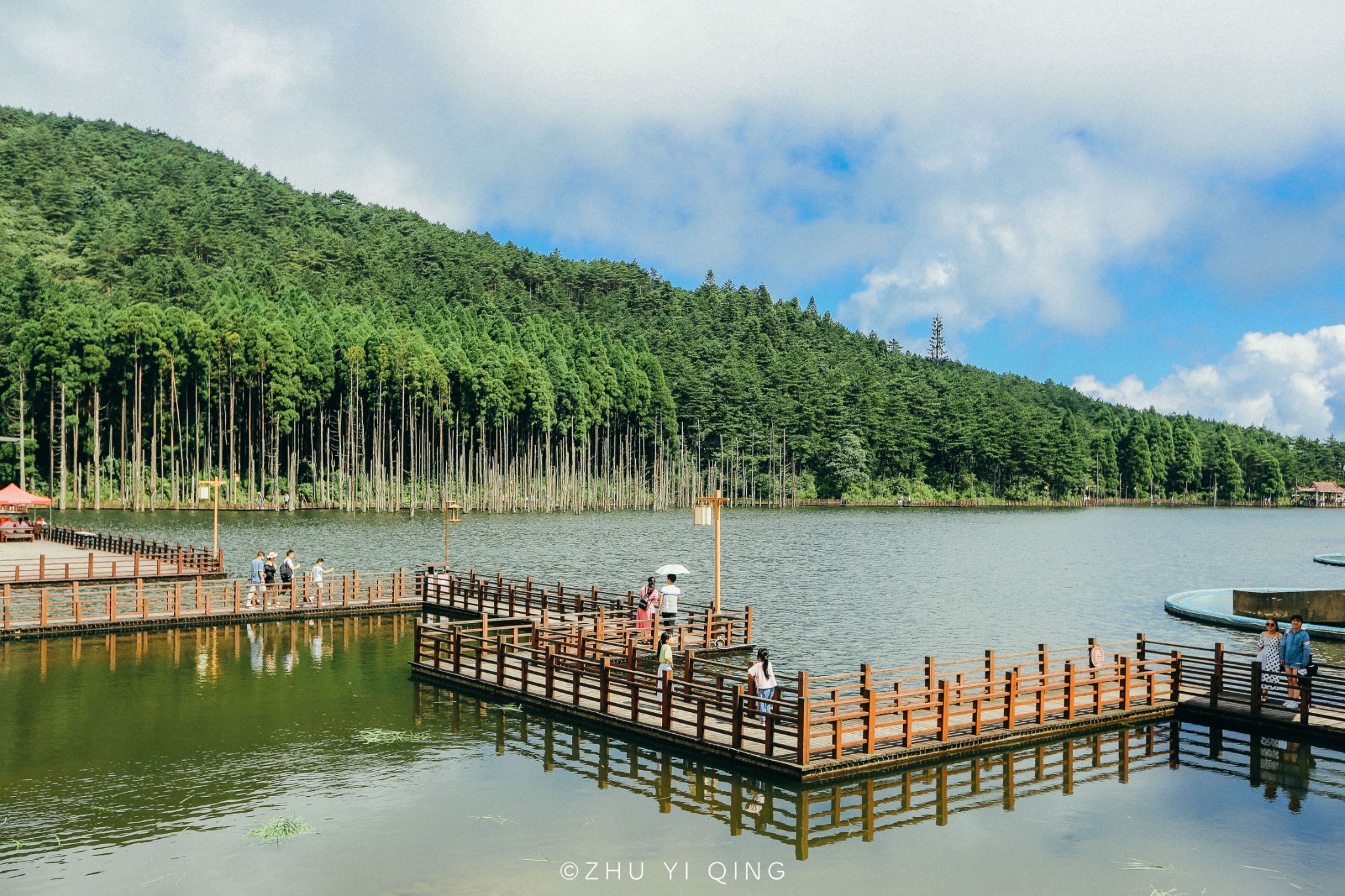 夏日宜春爬山記在明月山上等一輪圓月