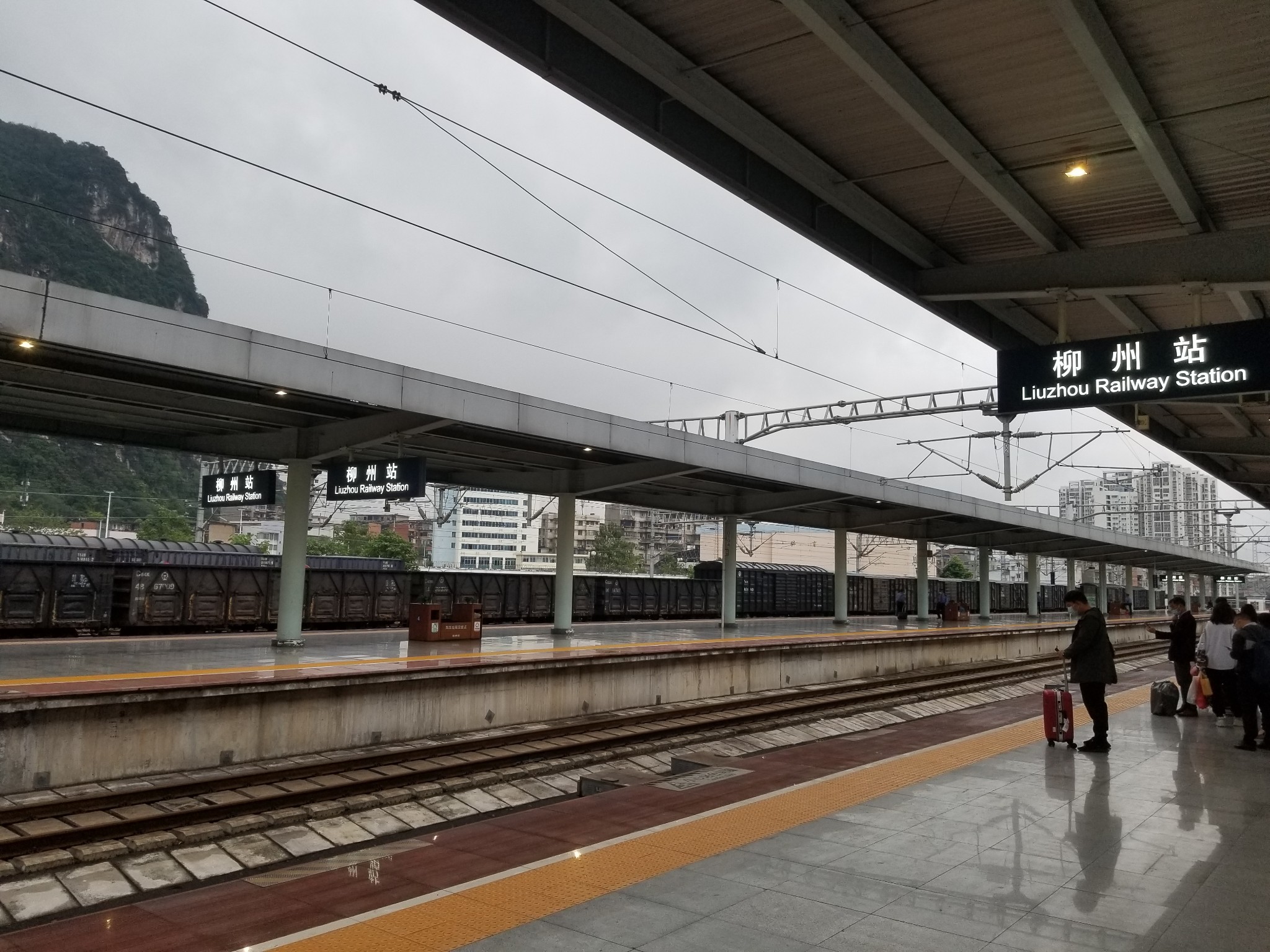 柳州火车站站台图片