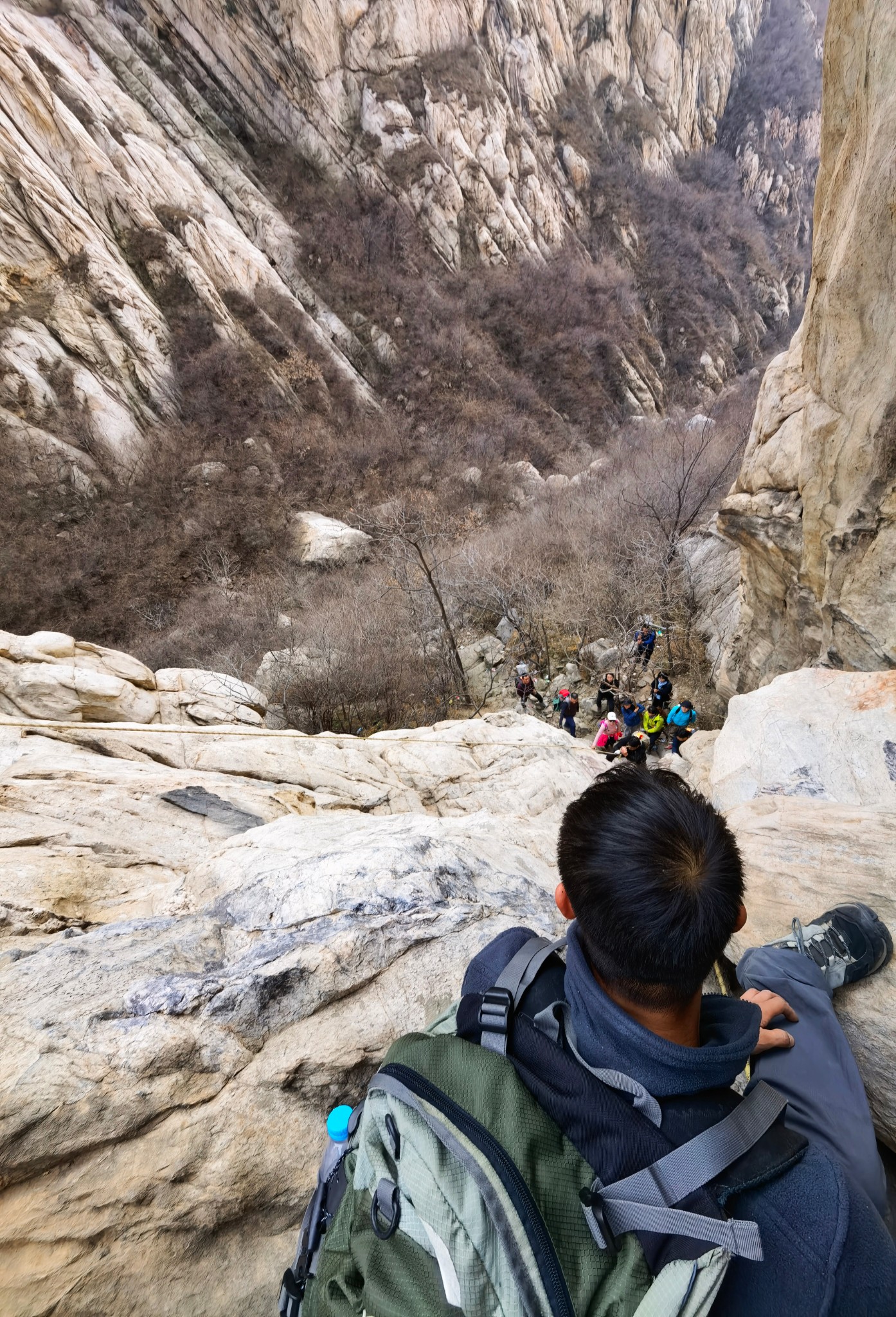 爽在"嵩山第一爬"@驴友乐园嵩山72峰61灵隐峰