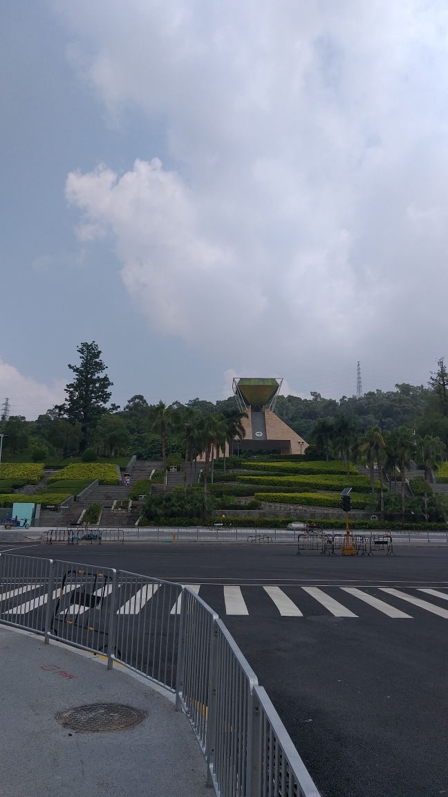 深圳218个景点之90:凤凰山国家矿山公园.