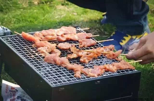 牛角大圩景区位于包河区烟墩街道,园区部分区域还设置了自助烧烤区